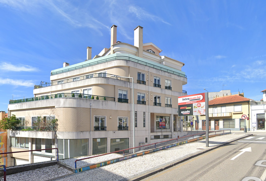 Blocos Habitação e Comércio OAZ